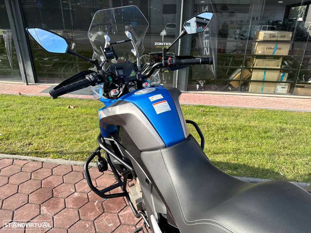 CF Moto 650MT punhos aqu, farois aux, malas - 14