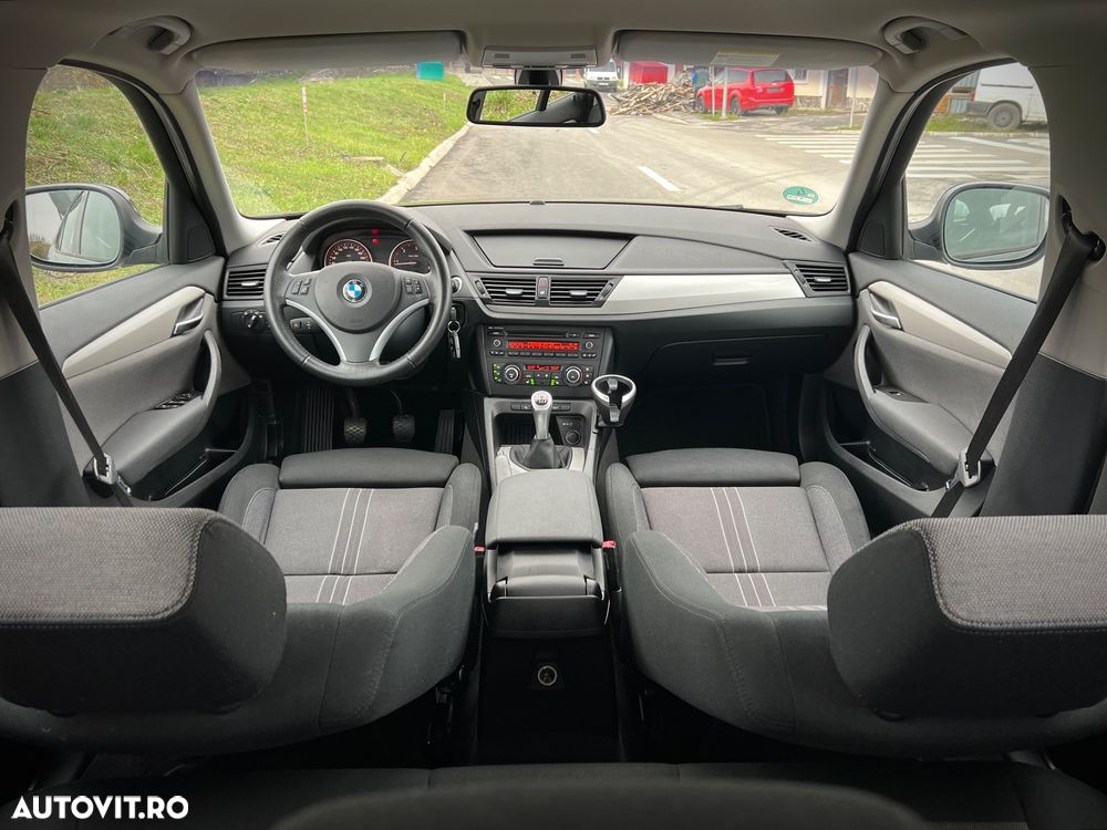 BMW X1 xDrive20d - 8