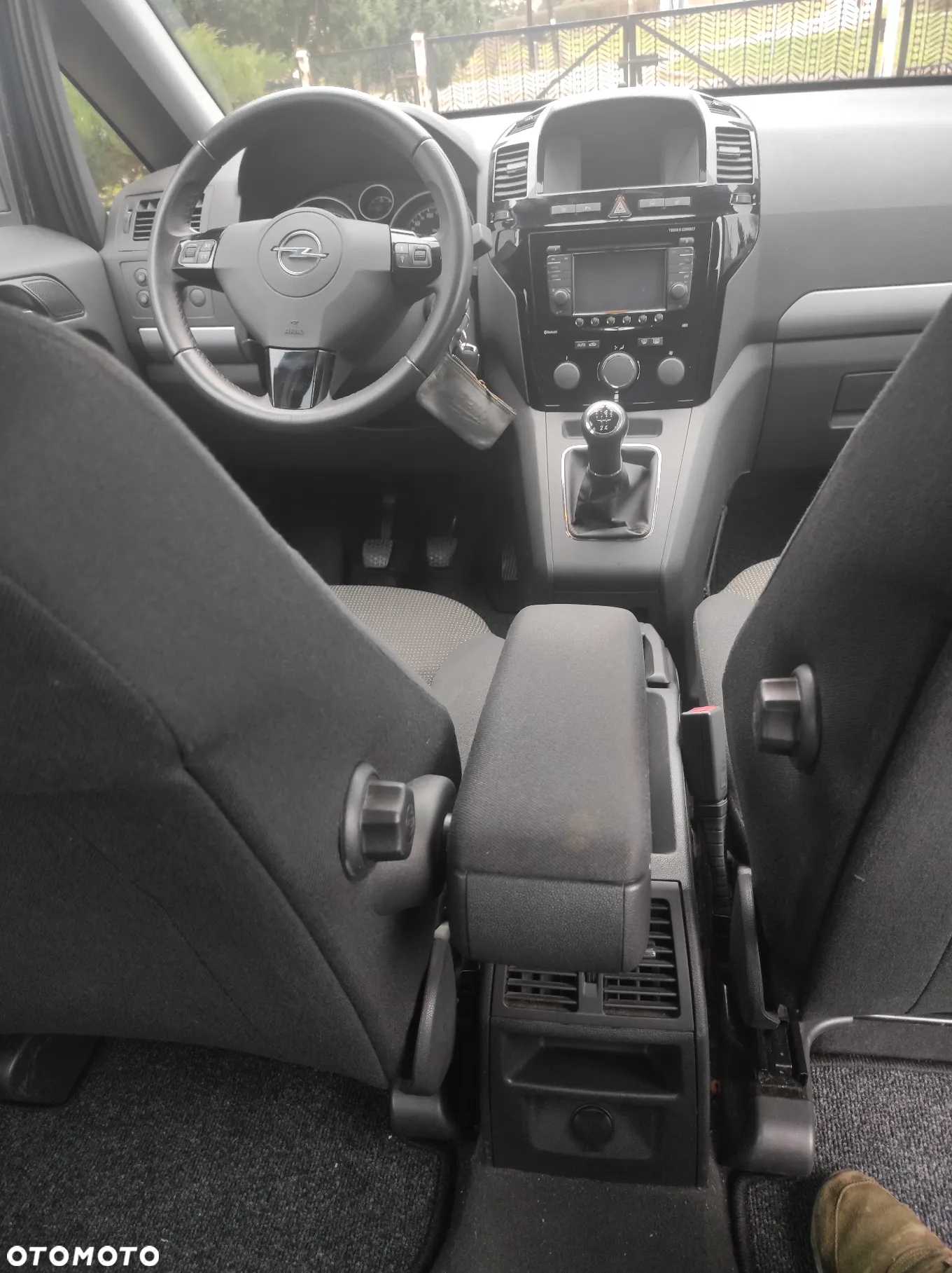Opel Zafira 1.8 Cosmo - 12