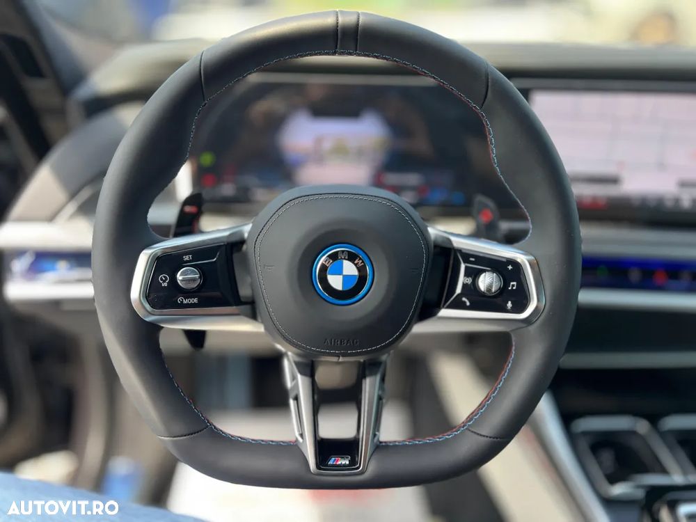 BMW M7 M760e xDrive AT PHEV - 18