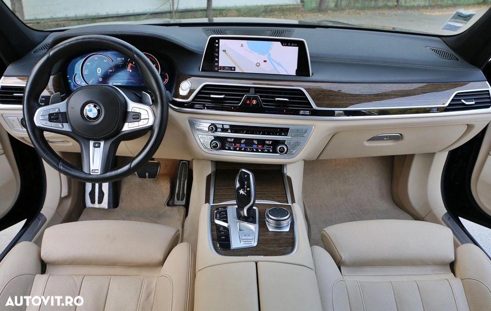 BMW Seria 7 - 8
