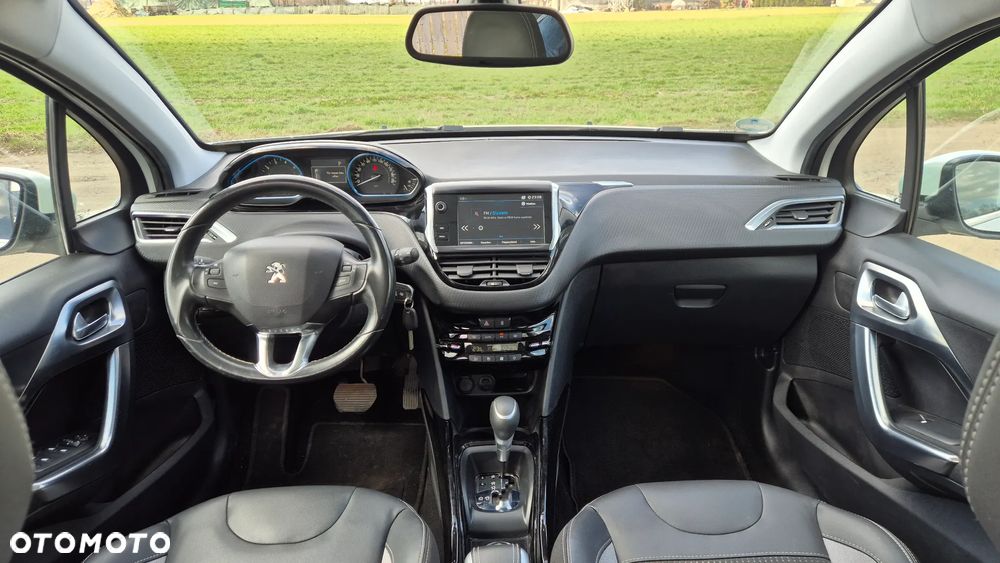 Peugeot 2008 PureTech 110 GPF Stop&Start EAT6 Allure - 14