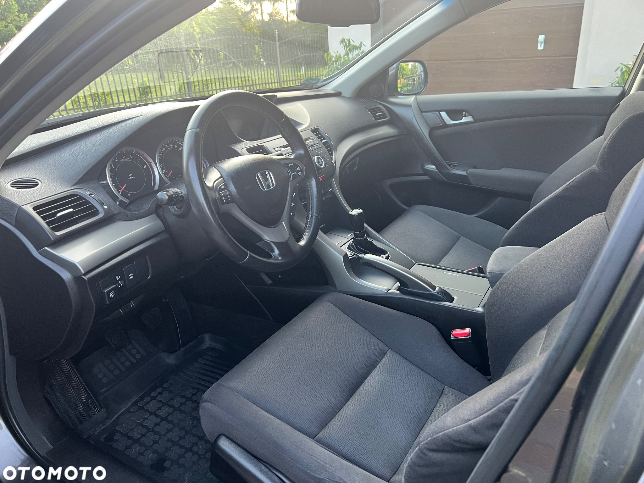 Honda Accord 2.0 Comfort - 10