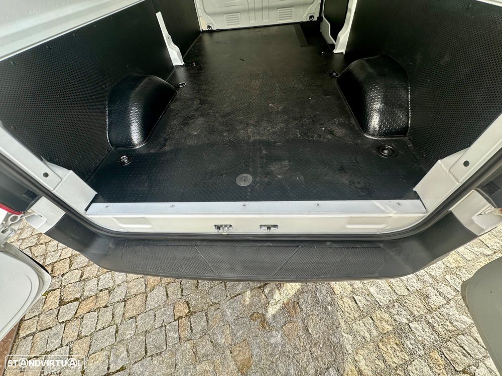 Maxus E-DELIVER  9 L3h2 73kwh IVA dedutível - 21