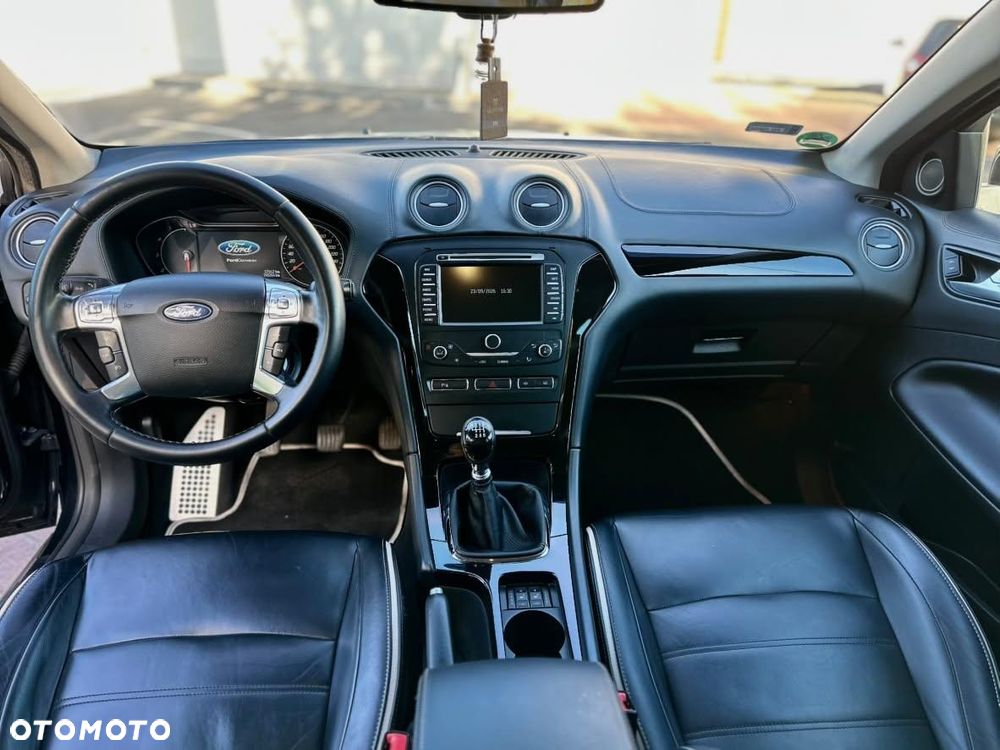 Ford Mondeo - 7