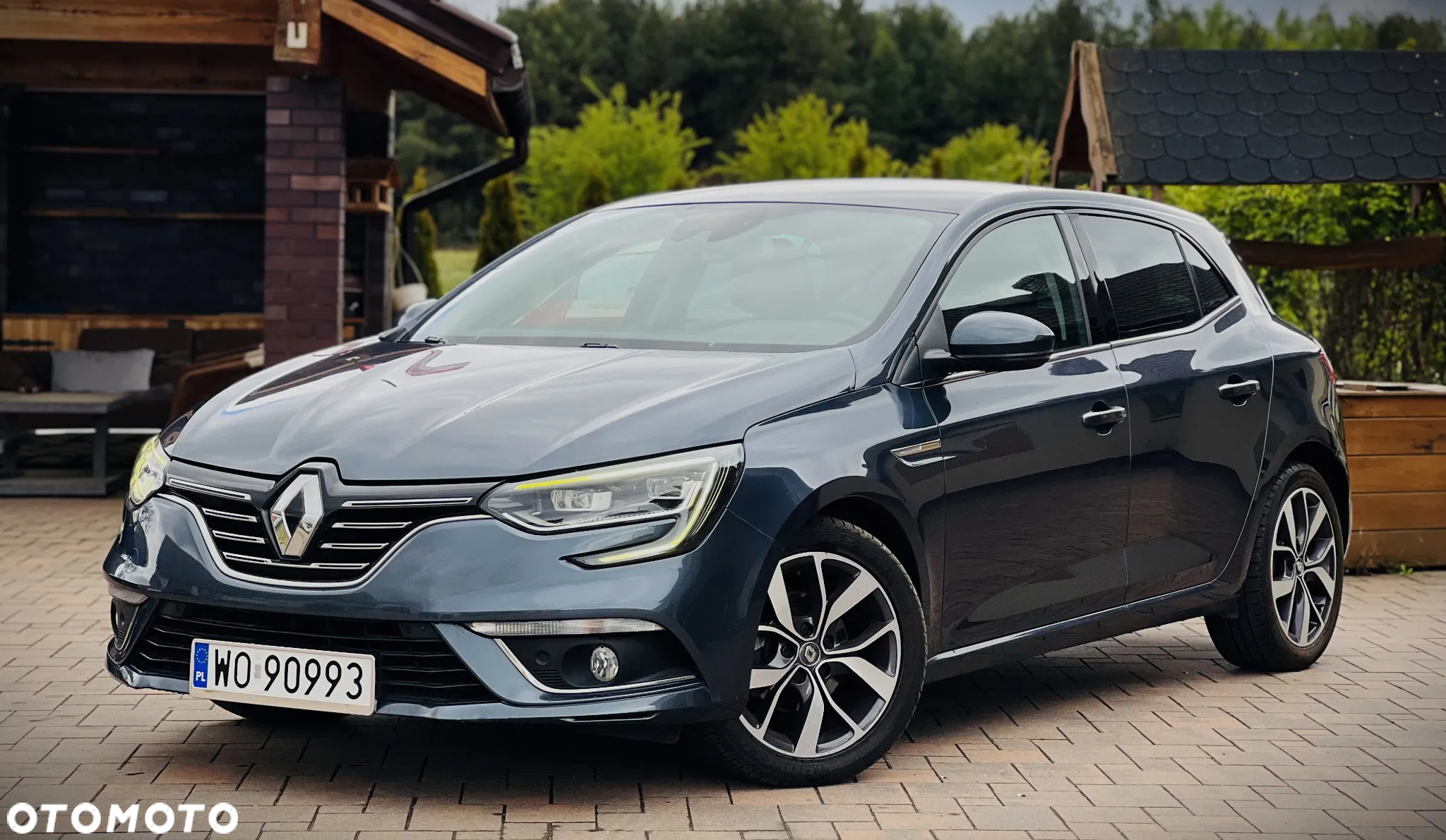 Renault Megane ENERGY TCe 130 Start & Stop LIMITED - 8