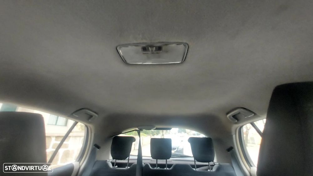 Toyota Yaris 1.0 VVT-i Sol - 24