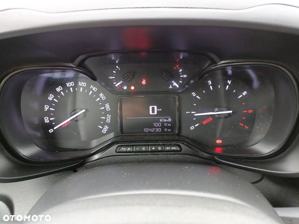 Toyota PROACE CITY - 17