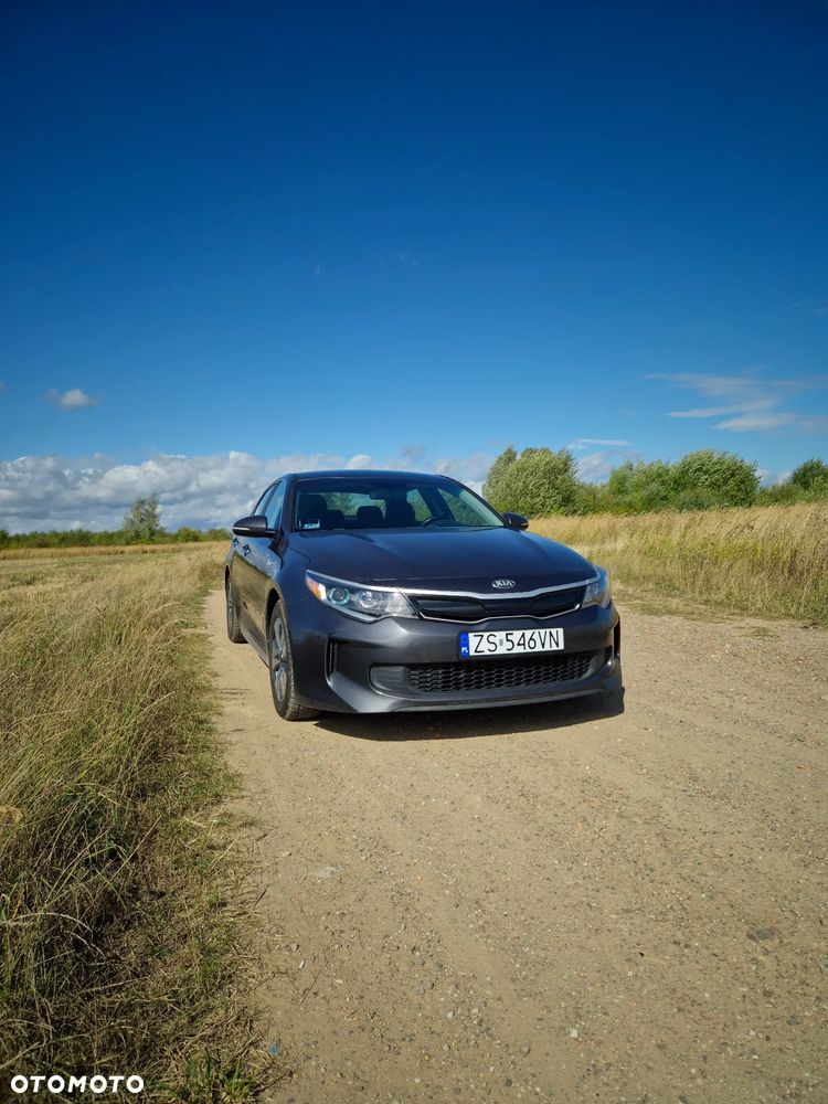 Kia Optima - 1