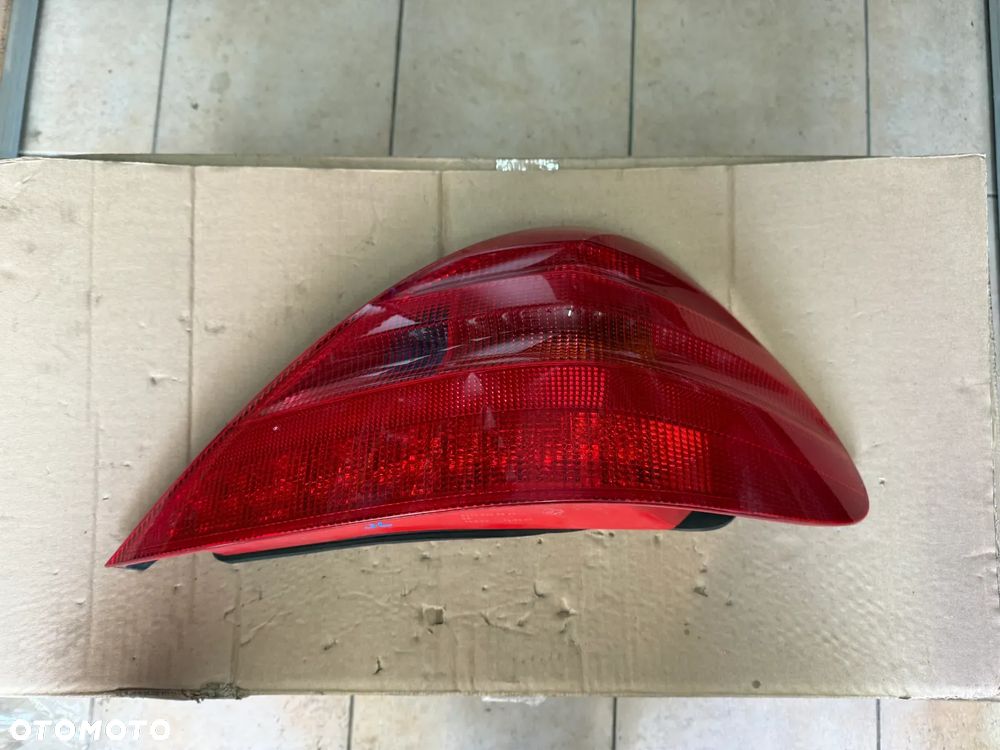 Reflektor / lampa tylna Mercedes SL W230 R230 - lewa strona - oryginalna - 1