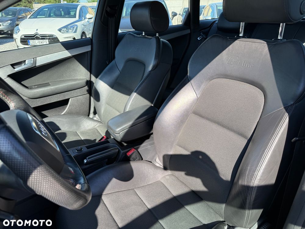 Audi A3 Sportback 2.0 TDI DPF S line Sportpaket - 12