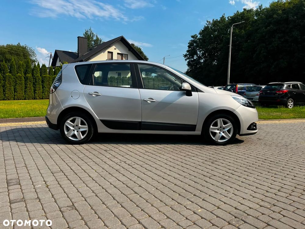 Renault Scenic 1.6 16V 110 LIMITED - 3