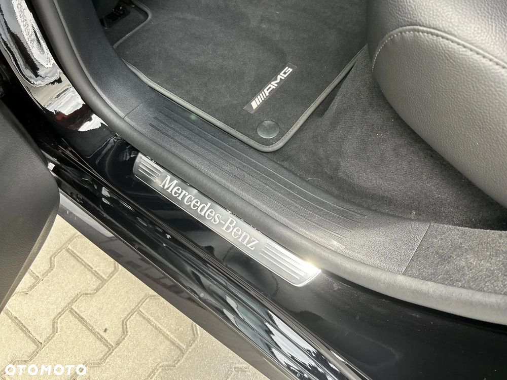 Mercedes-Benz GLE 300 d 4-Matic - 16