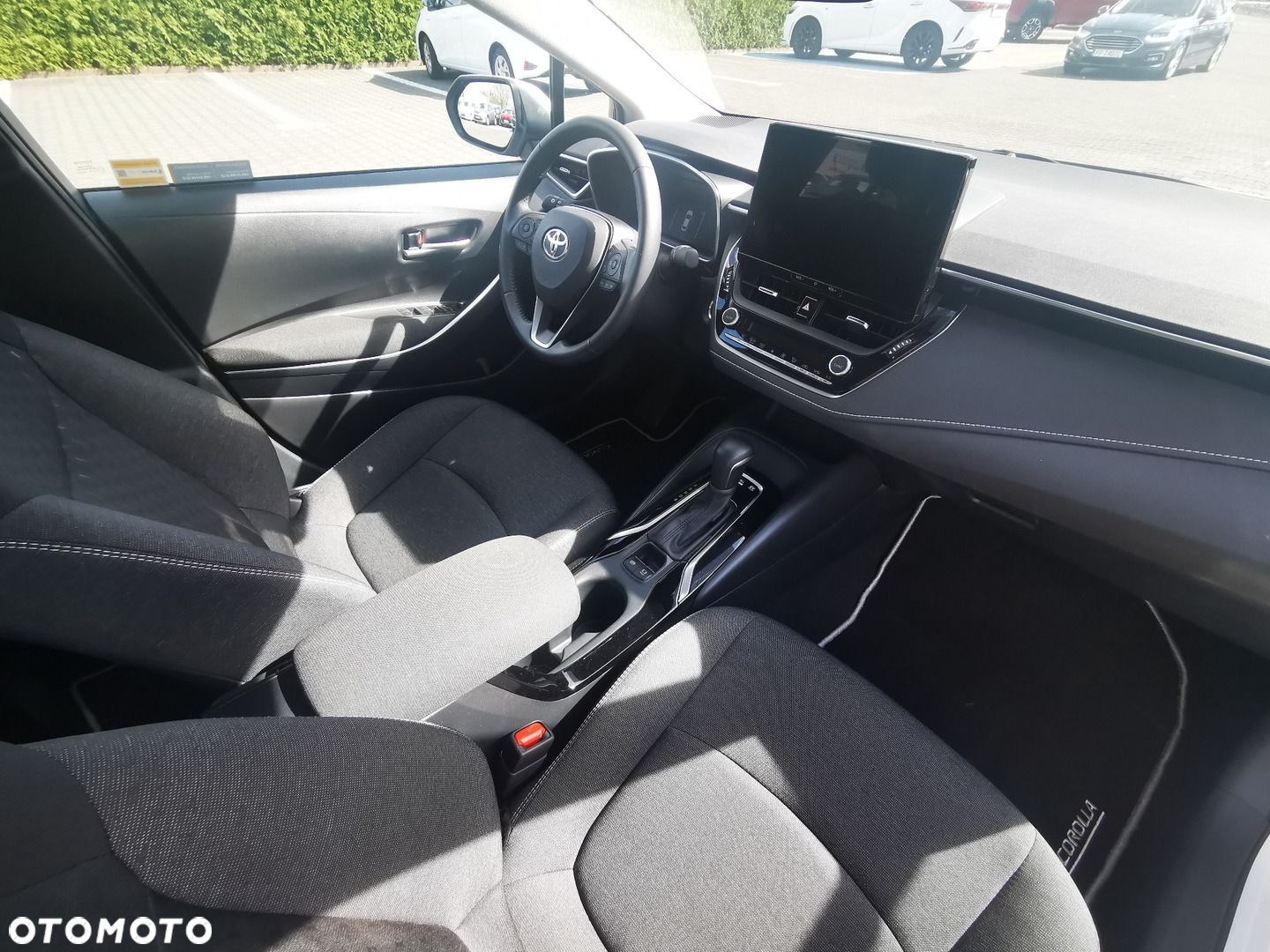 Toyota Corolla - 16