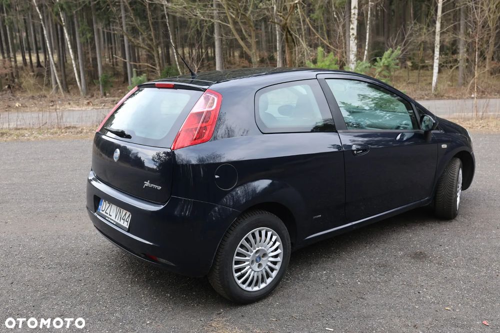 Fiat Grande Punto 1.2 8V Go - 4