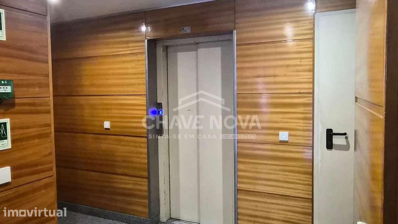 T1 c/ Elevador no Centro de São Mamede de Infesta - Grande imagem: 2/22