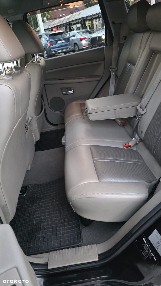 Jeep Grand Cherokee - 7