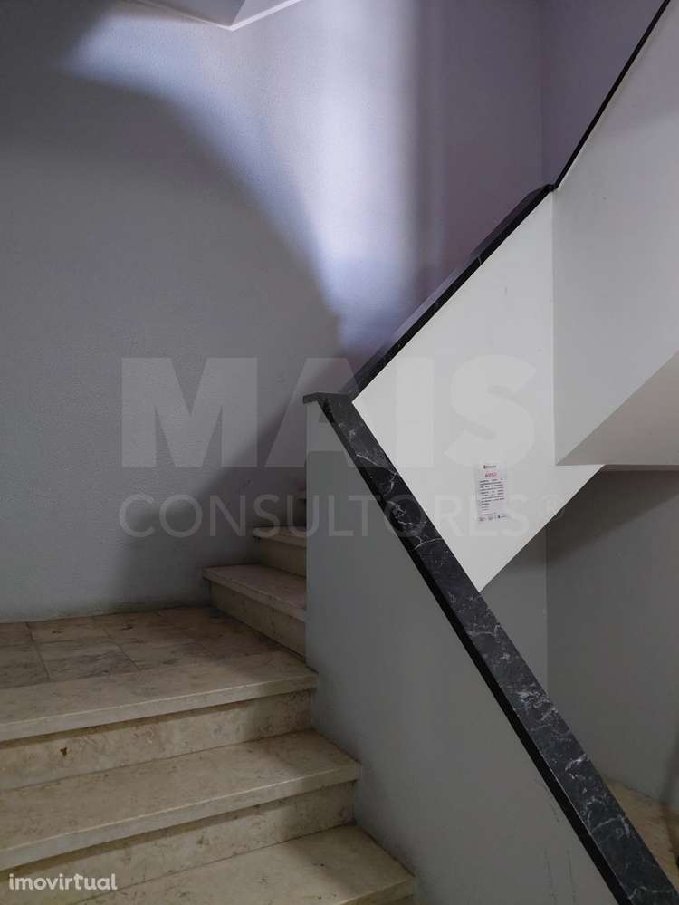 Oportunidade de investimento no centro de Peniche com 106 m² e com ... - Grande imagem: 3/8