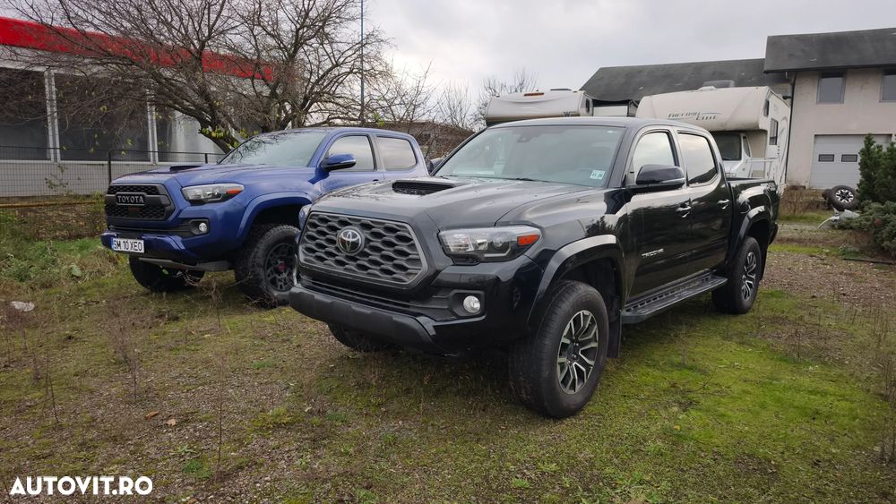Toyota Tacoma - 21