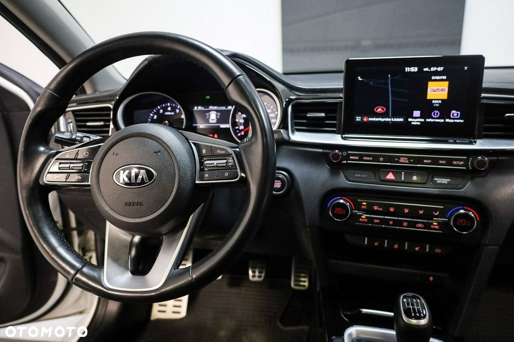 Kia Ceed 1.4 T-GDI L Business Line - 12
