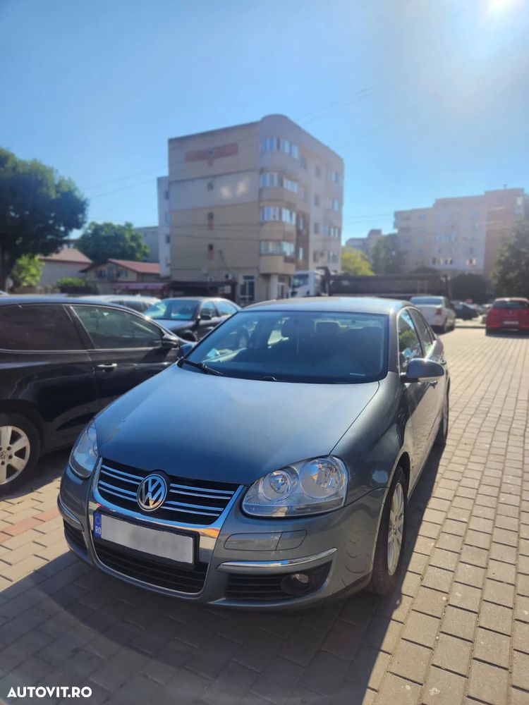 Volkswagen Jetta 1.6 Comfortline - 1