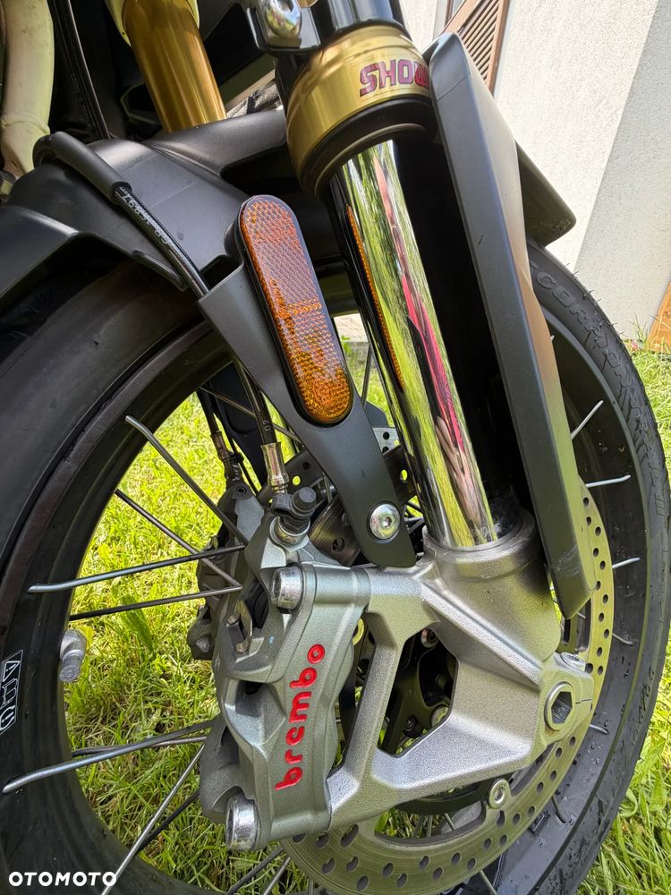 Triumph Tiger - 9