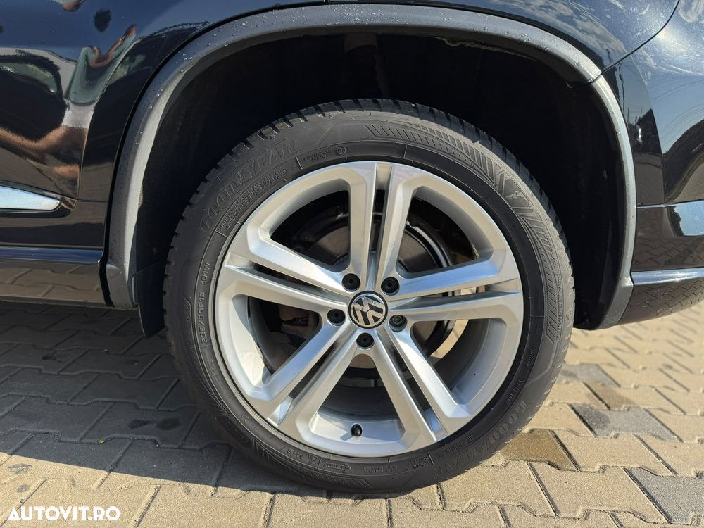 Volkswagen Tiguan - 16