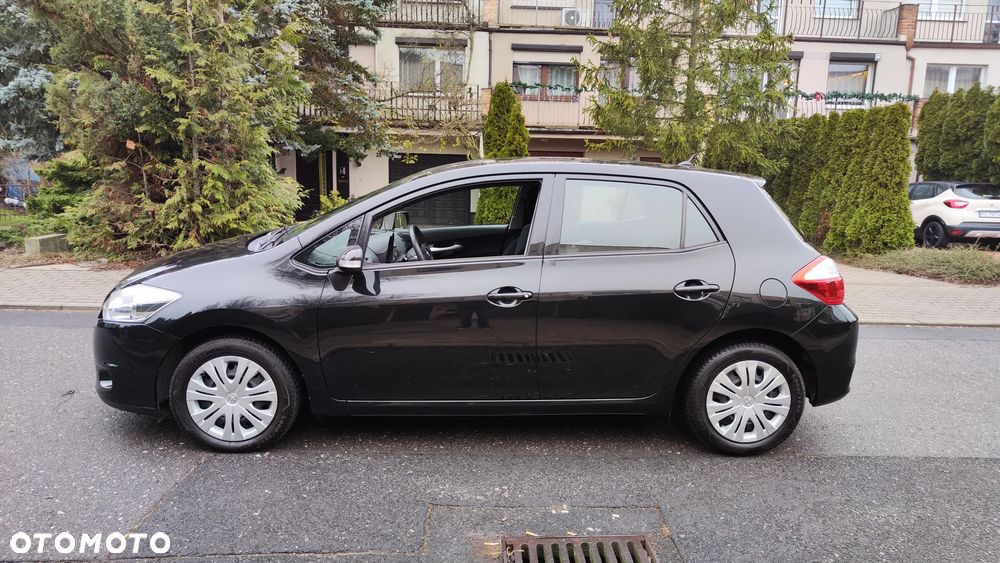 Toyota Auris - 4