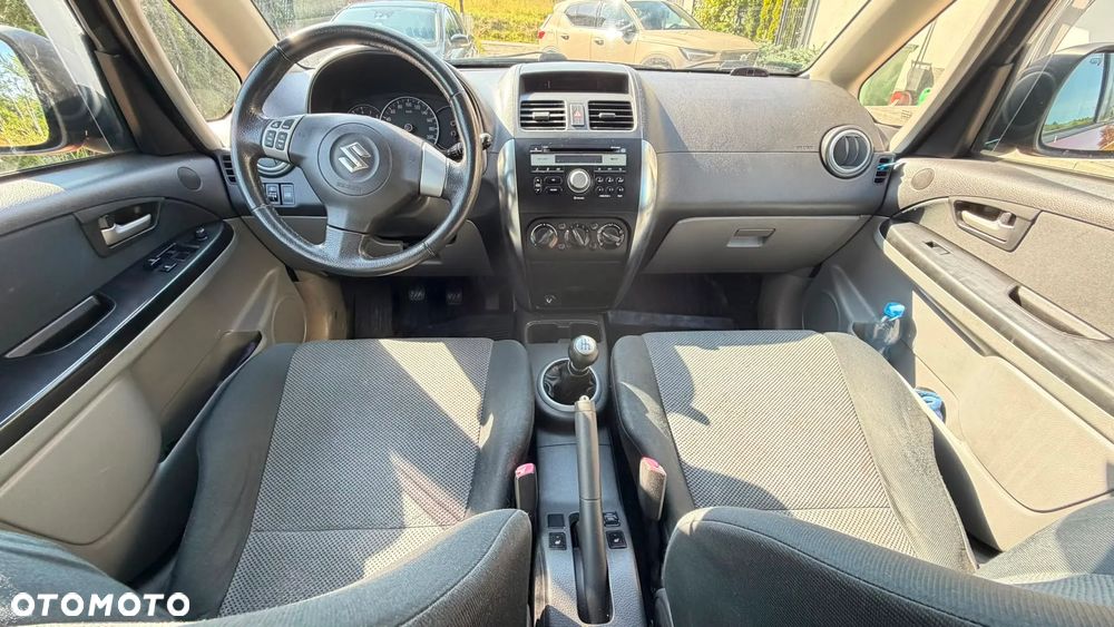 Suzuki SX4 1.6 GLX / Comfort - 16