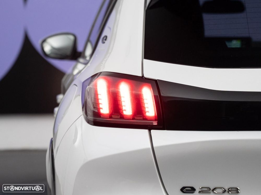 Peugeot e-208 50 kWh Allure - 10