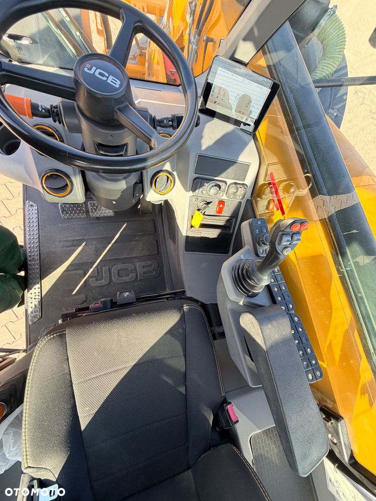 JCB 536-95 Agri - 10