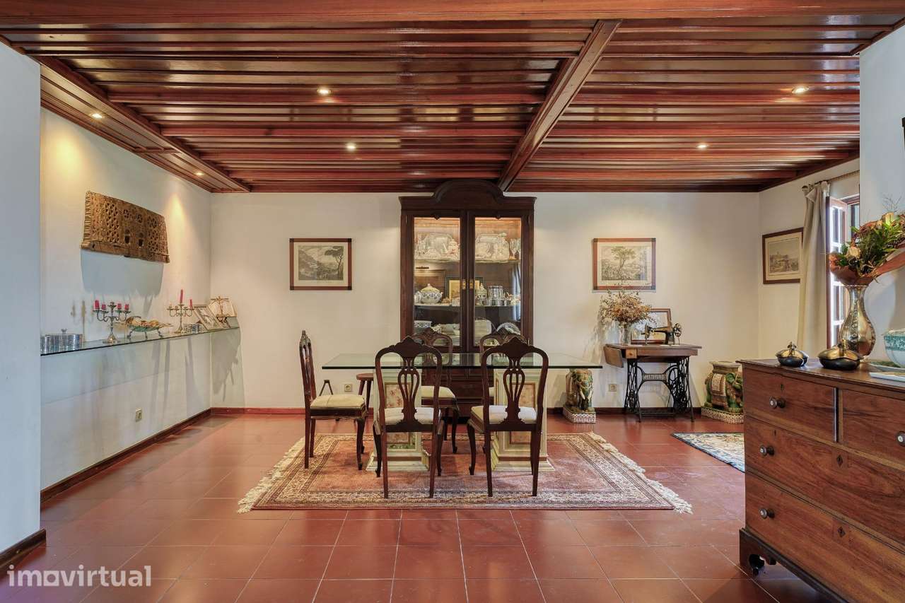 Moradia T4 em Nafarros, com vista sobre Sintra e jardim envolvente - Grande imagem: 4/45