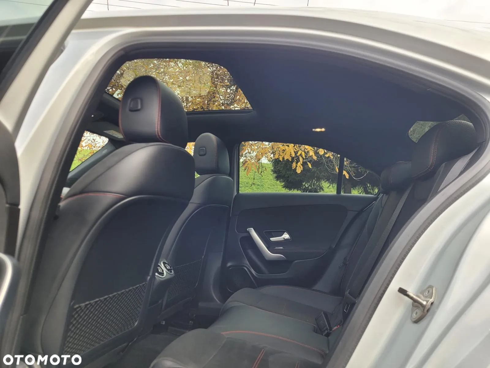Mercedes-Benz Klasa A 180 d AMG Line 7G-DCT - 14