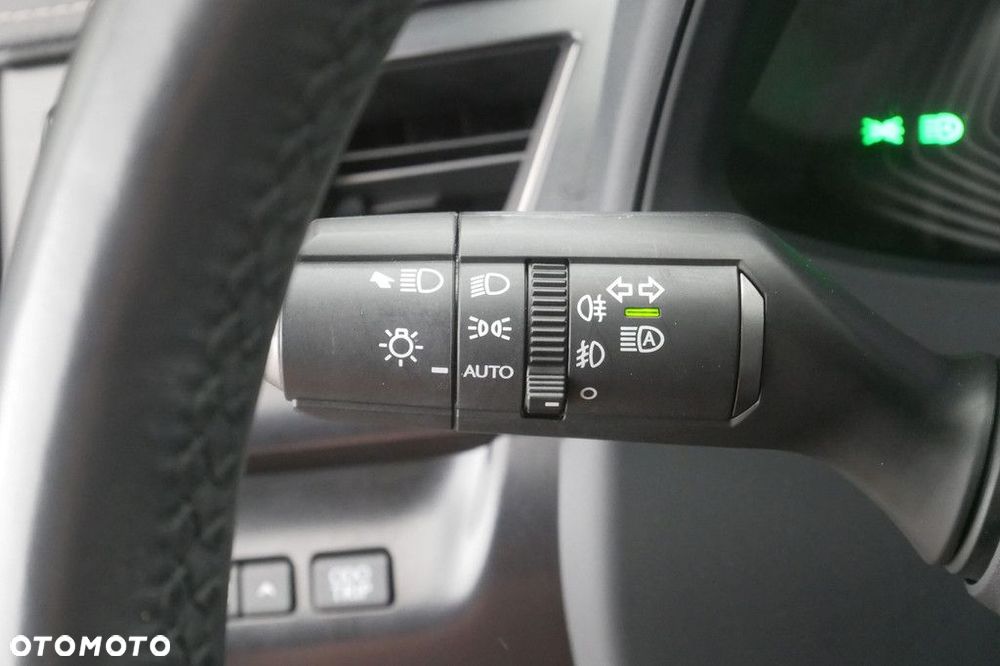Lexus UX - 29