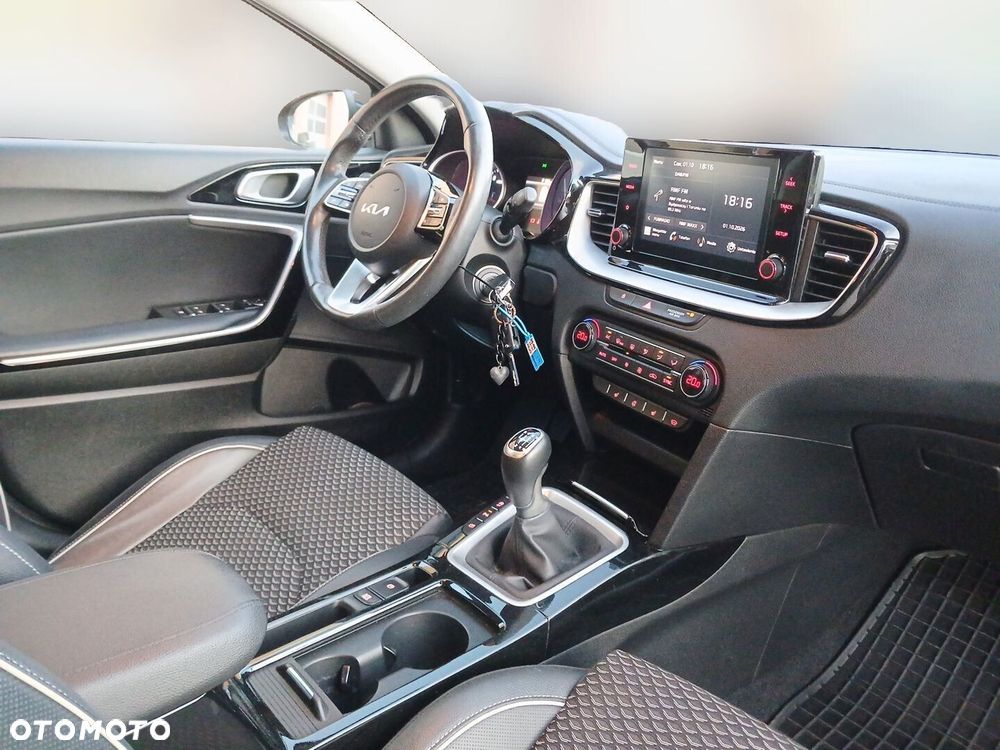 Kia Ceed - 17