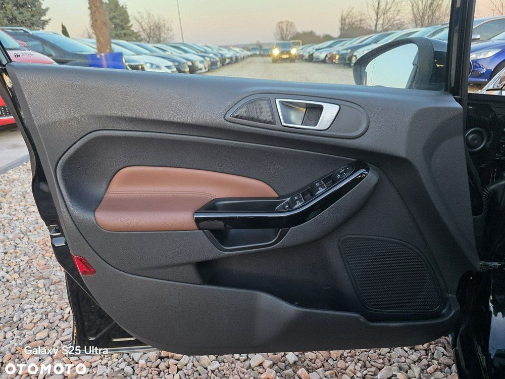 Ford Fiesta 1.6 TDCi Titanium - 22