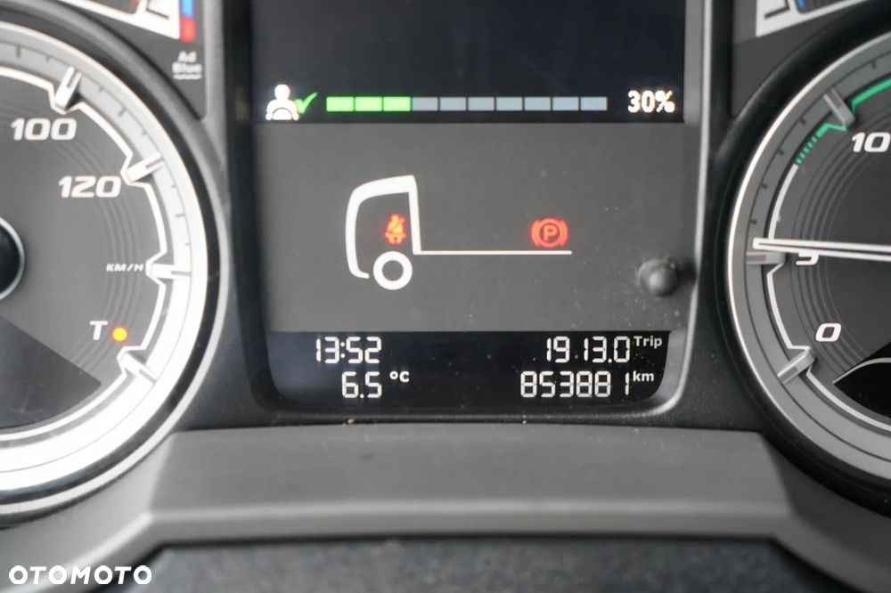 DAF XF 480 / SUPER SPACE CAB / RETARDER /  KLIMA POSTOJOWA / - 38