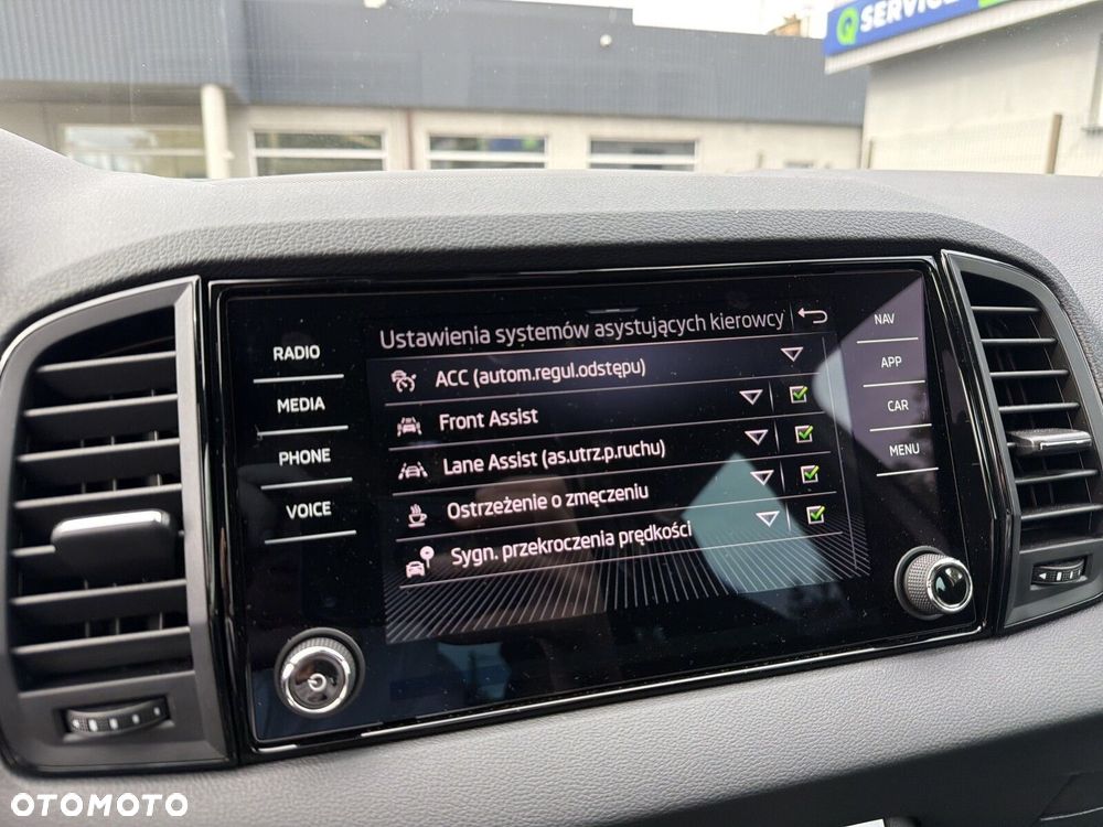 Skoda Karoq 2.0 TSI 4x4 Sportline DSG - 22