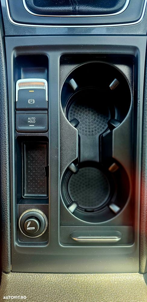 Volkswagen Golf 1.6 TDI Comfortline - 19