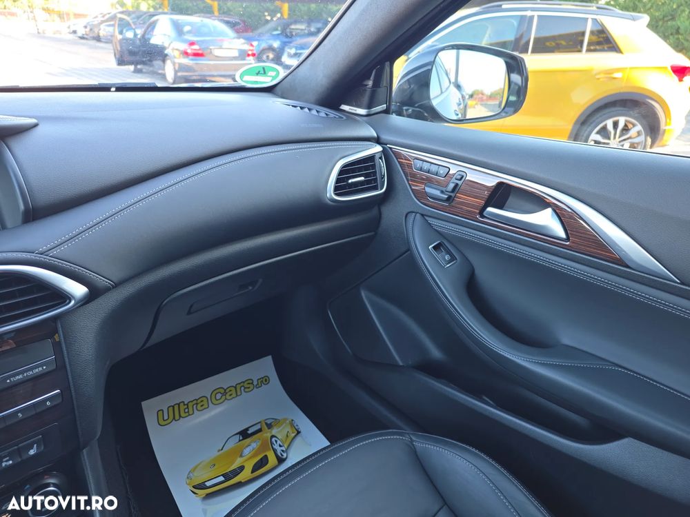 Infiniti QX30 - 13