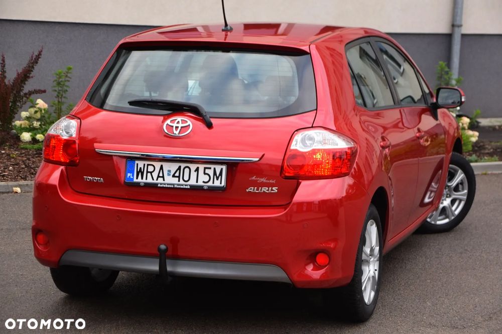 Toyota Auris 1.6 Premium MS - 8
