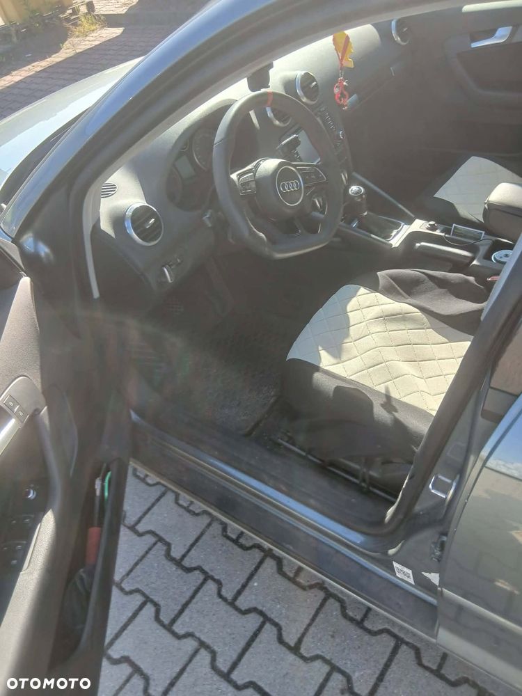 Audi A3 Sportback 1.6 TDI Ambition - 7