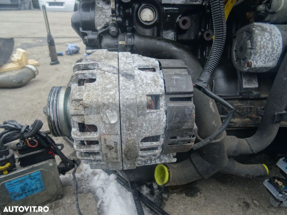 Vand Alternator Renault Clio 1.2 Benzina 101CP D4F Euro5 din 2012 cod:7711134752 - 1