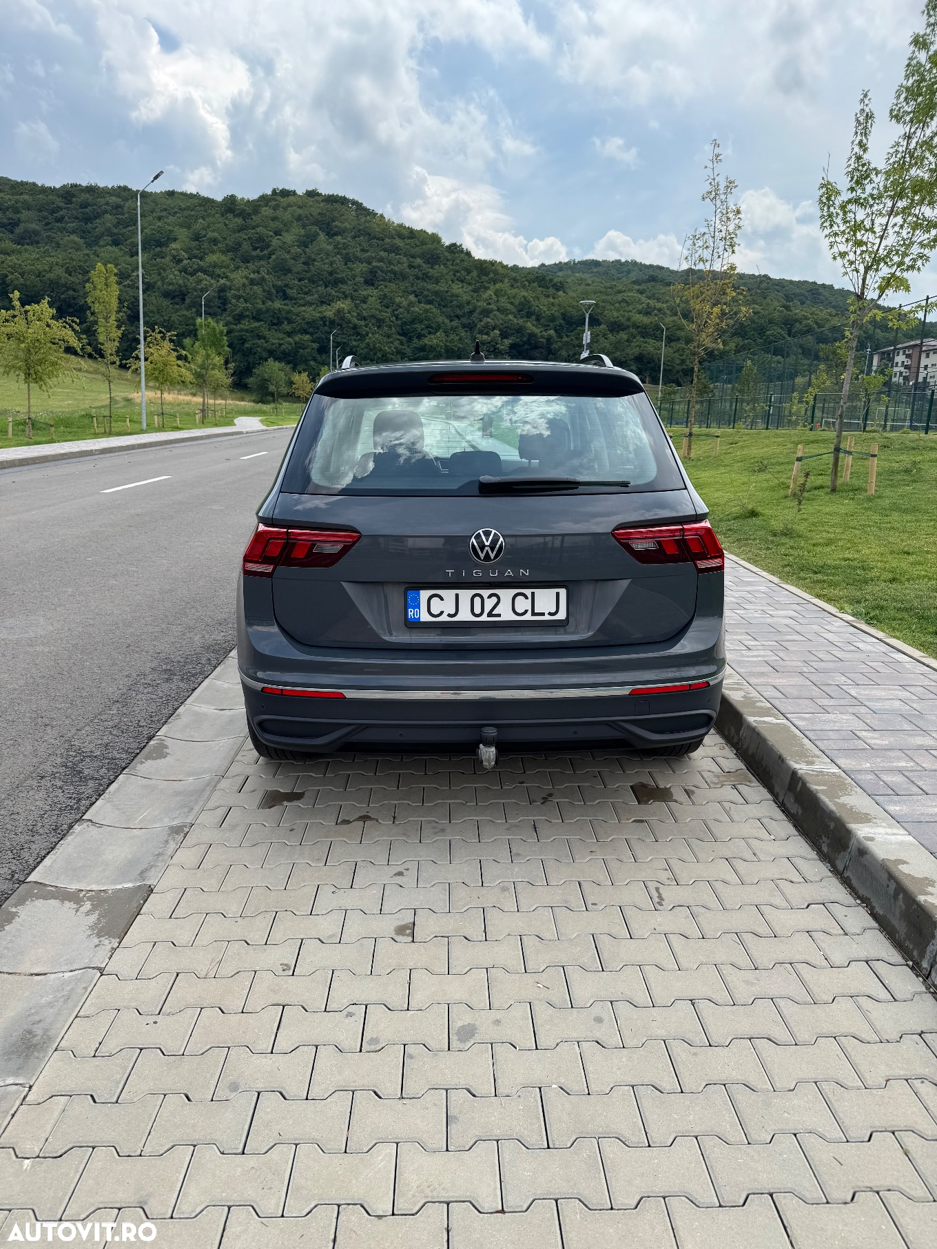 Volkswagen Tiguan 2.0 TDI DSG Life - 18