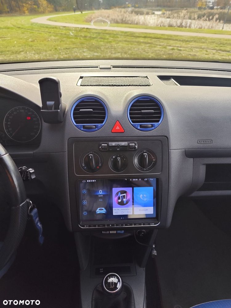 Volkswagen Caddy ver-1-9-tdi-life - 9