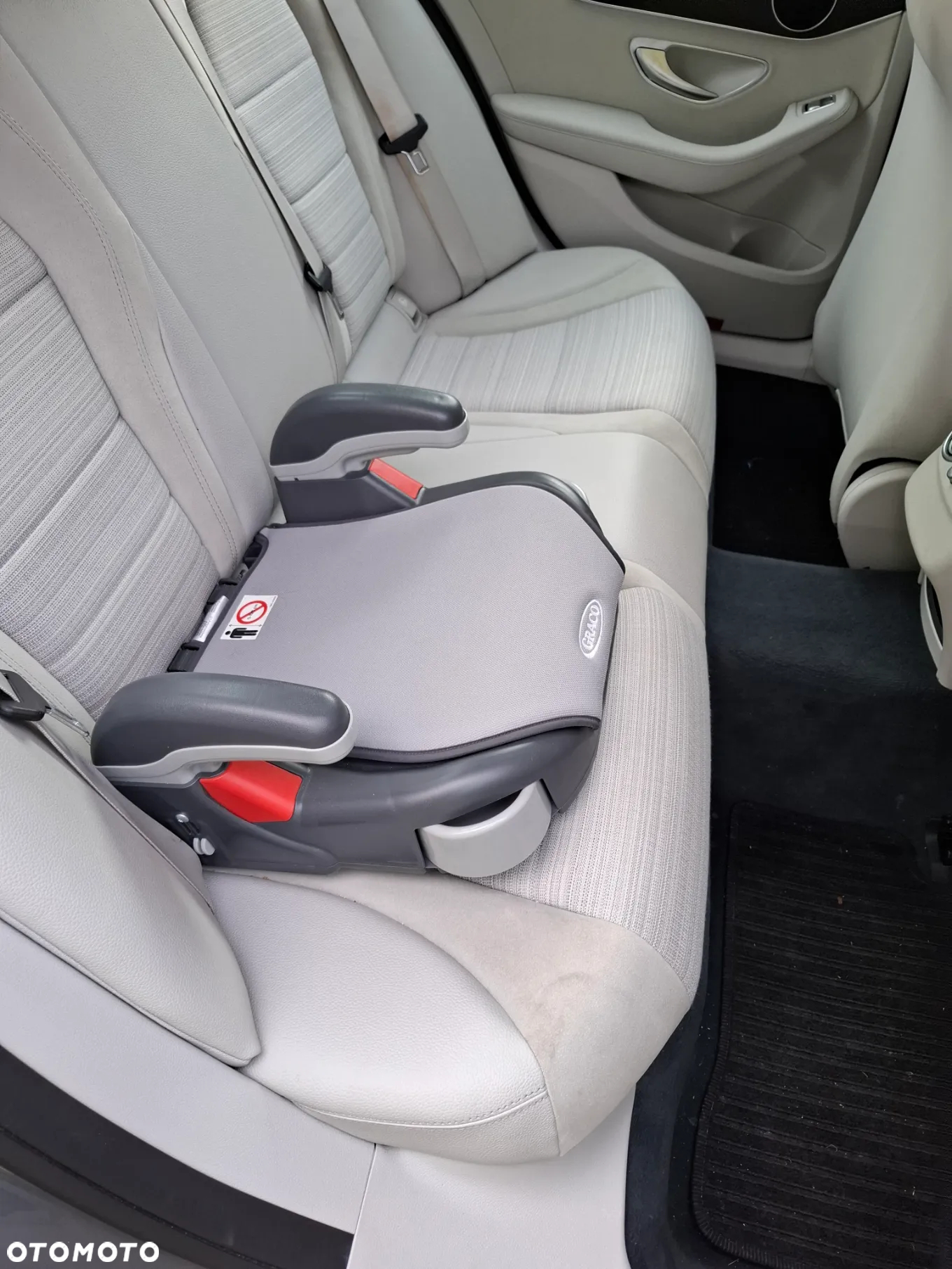 Mercedes-Benz Klasa C 200 4-Matic 9G-TRONIC - 12