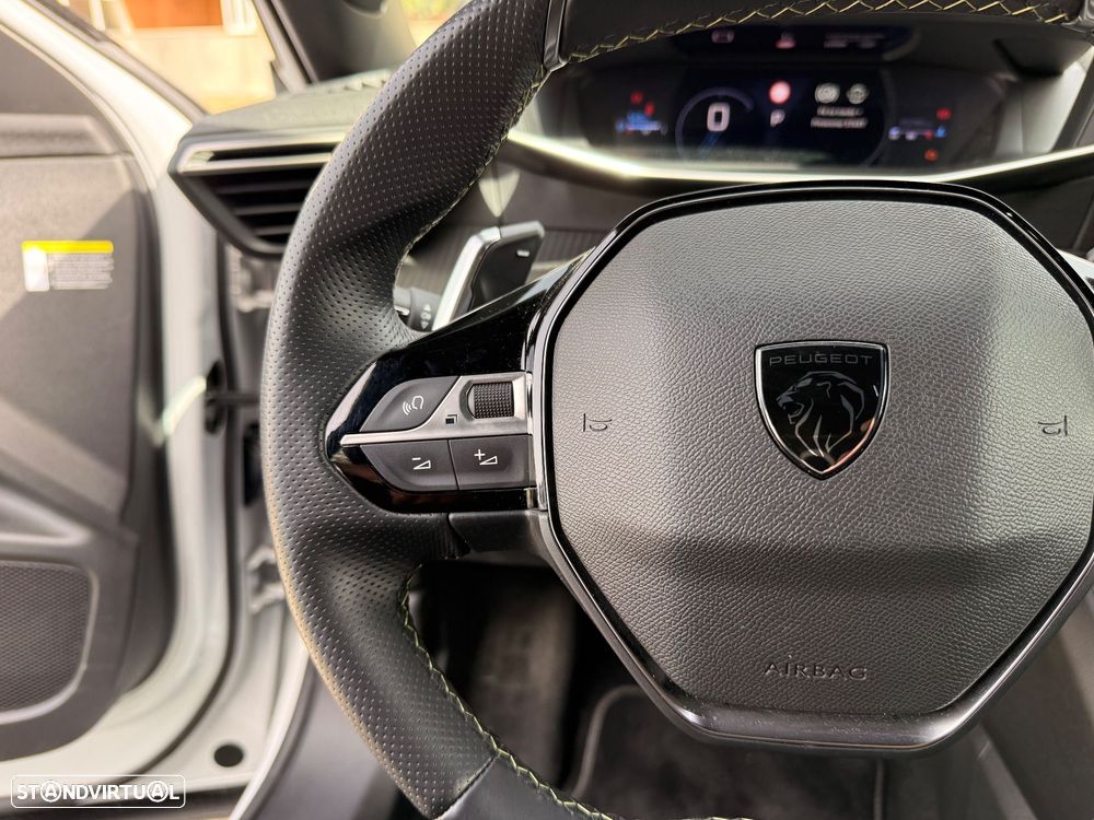 Peugeot 2008 1.2 PureTech GT Line EAT8 - 13