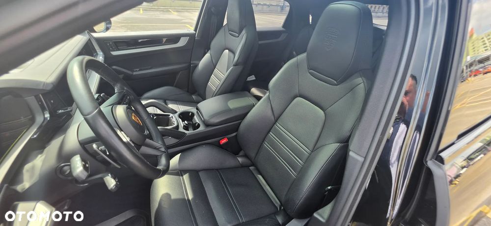 Porsche Cayenne E-Hybrid - 11