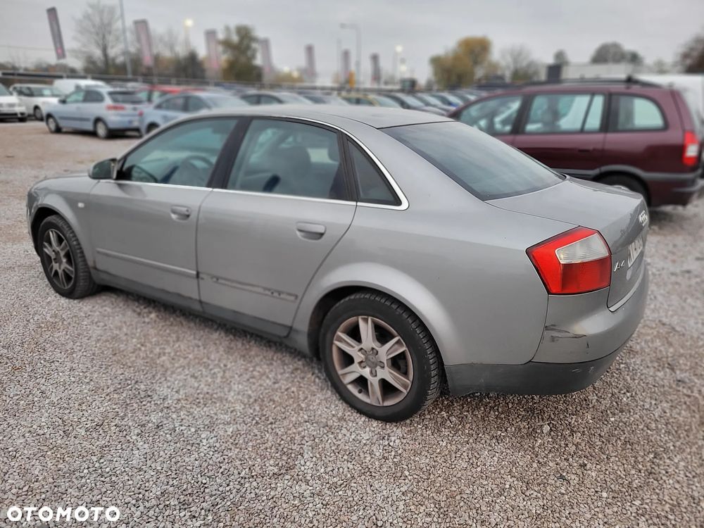 Audi A4 Limousine 2004 photo 3