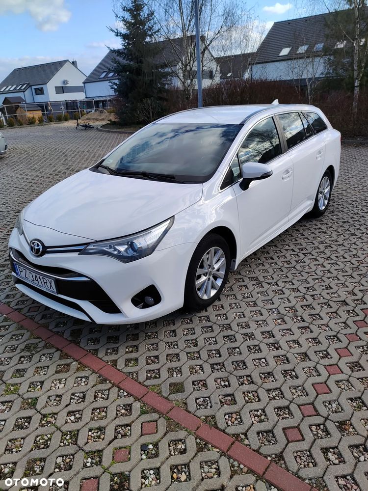Toyota Avensis 1.8 Active - 1